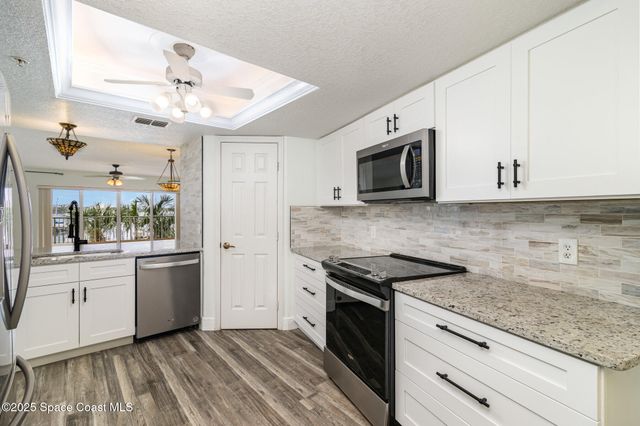 102 Riverside Drive, 203, Cocoa, FL 32922
