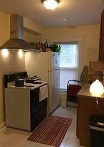 25 Andrew St 2, Cambridge, MA 02139