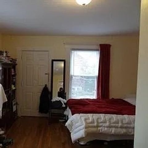 25 Andrew St 2, Cambridge, MA 02139