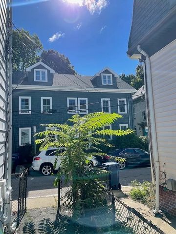 25 Andrew St 2, Cambridge, MA 02139