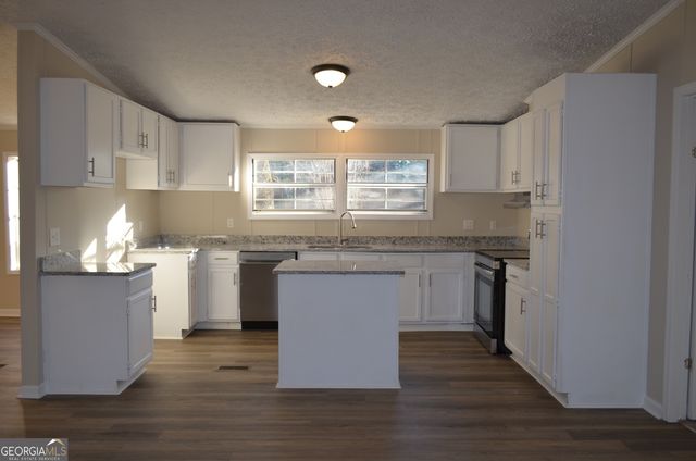 158 Charles Johnson Road, Forsyth, GA 31029