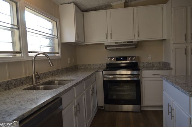 158 Charles Johnson Road, Forsyth, GA 31029