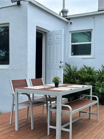 435 NE 71st St, Miami, FL 33138