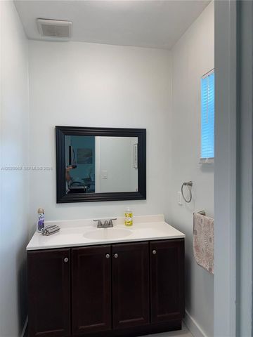 435 NE 71st St, Miami, FL 33138