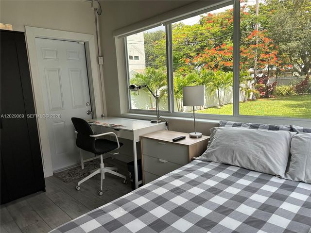 435 NE 71st St, Miami, FL 33138