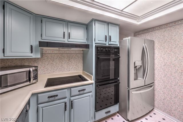 3851 Remount Drive, Las Vegas, NV 89121