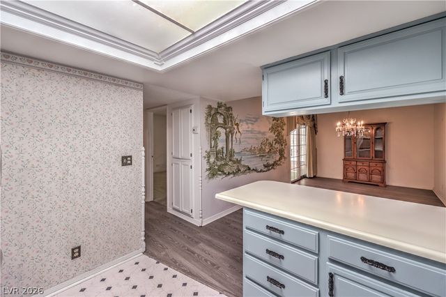 3851 Remount Drive, Las Vegas, NV 89121