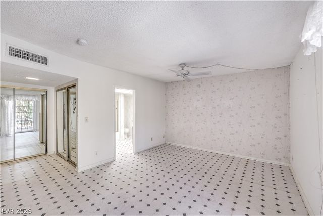 3851 Remount Drive, Las Vegas, NV 89121