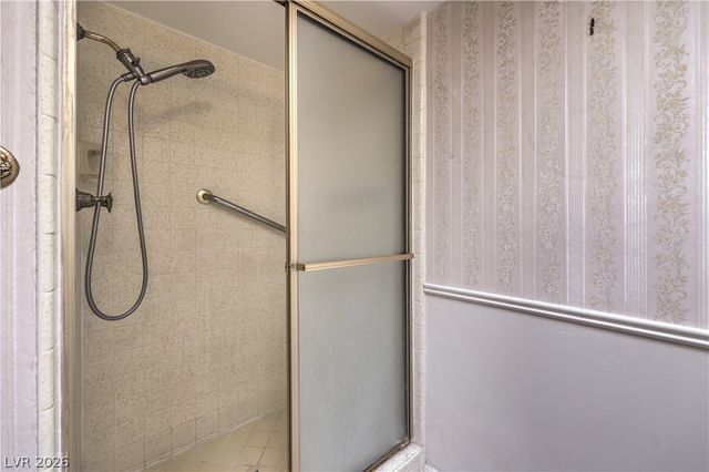 3851 Remount Drive, Las Vegas, NV 89121