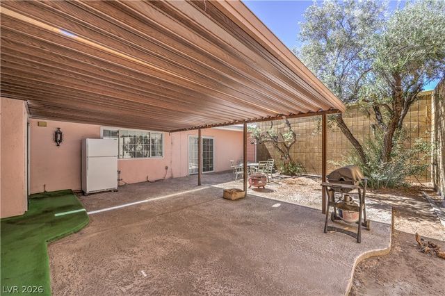 3851 Remount Drive, Las Vegas, NV 89121