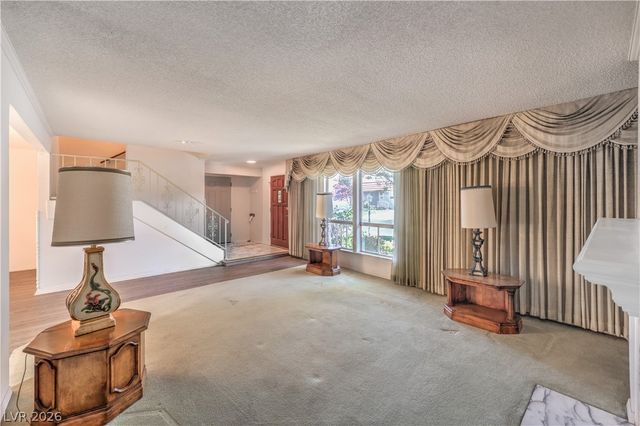 3851 Remount Drive, Las Vegas, NV 89121