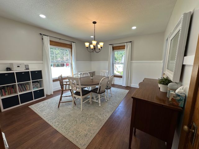 59 E Benton Street, Winterset, IA 50273