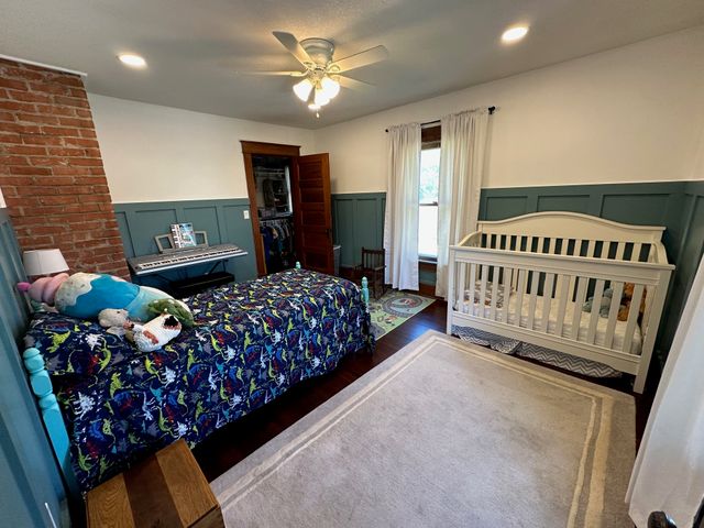 59 E Benton Street, Winterset, IA 50273