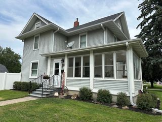59 E Benton Street, Winterset, IA 50273