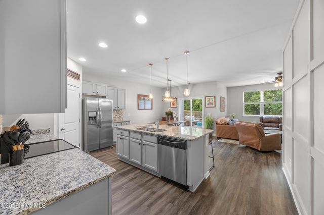 691 Avington Lane NE, Leland, NC 28451