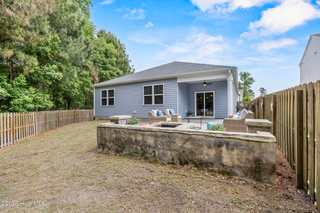 691 Avington Lane NE, Leland, NC 28451