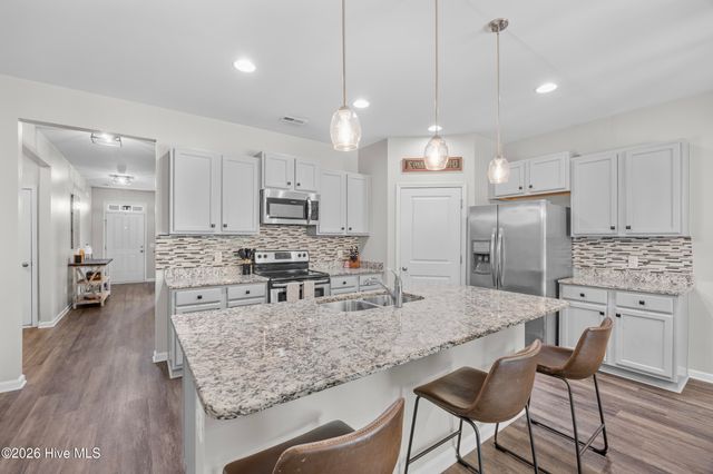 691 Avington Lane NE, Leland, NC 28451