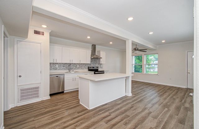 2617 Avenue L, Galveston, TX 77550
