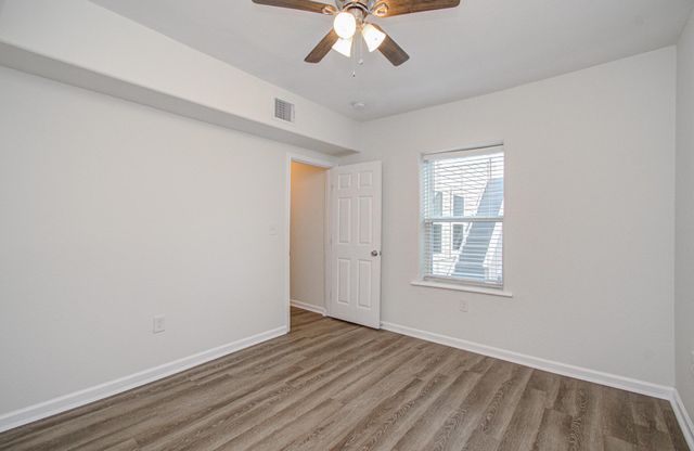 2617 Avenue L, Galveston, TX 77550