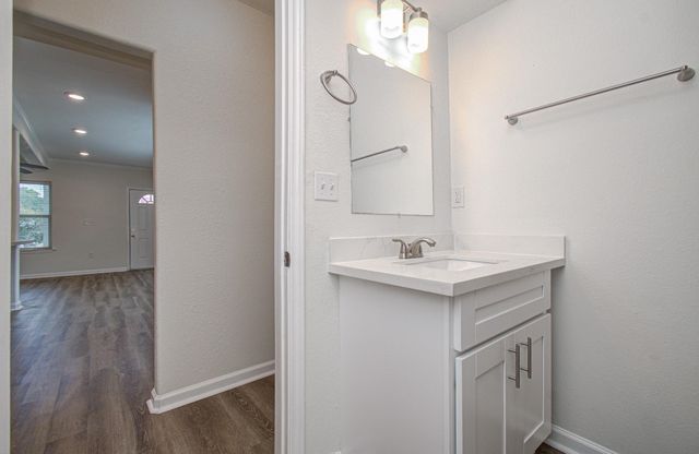 2617 Avenue L, Galveston, TX 77550