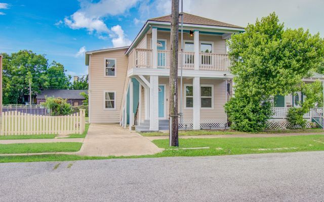 2617 Avenue L, Galveston, TX 77550