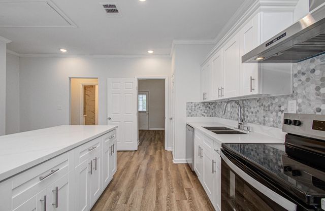 2617 Avenue L, Galveston, TX 77550