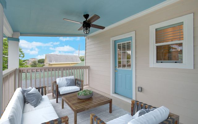 2617 Avenue L, Galveston, TX 77550