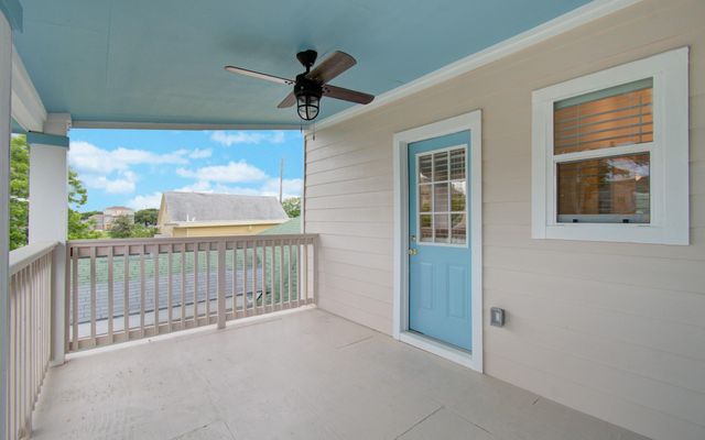 2617 Avenue L, Galveston, TX 77550