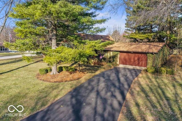 2447 N East Raintree Drive, New Castle, IN 47362