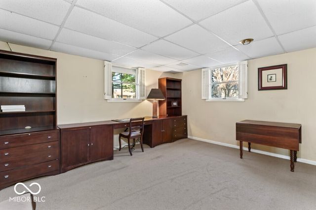 2447 N East Raintree Drive, New Castle, IN 47362