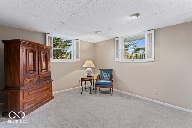 2447 N East Raintree Drive, New Castle, IN 47362