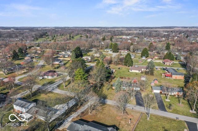 2447 N East Raintree Drive, New Castle, IN 47362