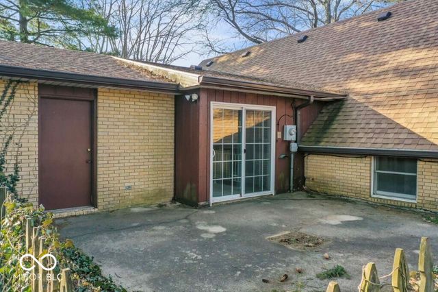 2447 N East Raintree Drive, New Castle, IN 47362