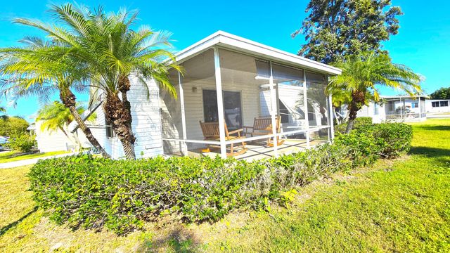 5680 Hemingway Court 15, Fort Pierce, FL 34982