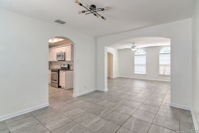 7423 BELMONT PL, San Antonio, TX 78240