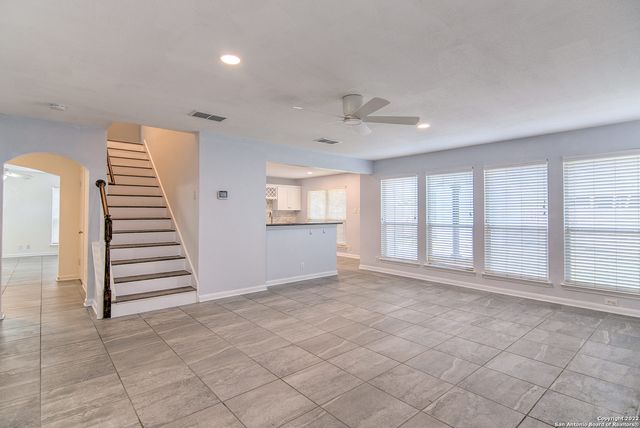 7423 BELMONT PL, San Antonio, TX 78240