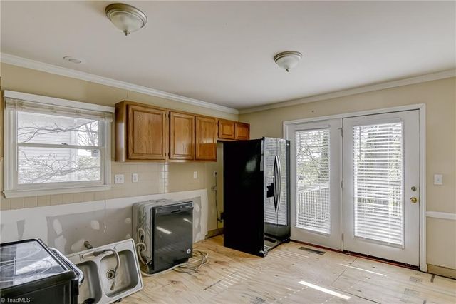 4341 Becks Park Lane, Winston-salem, NC 27106