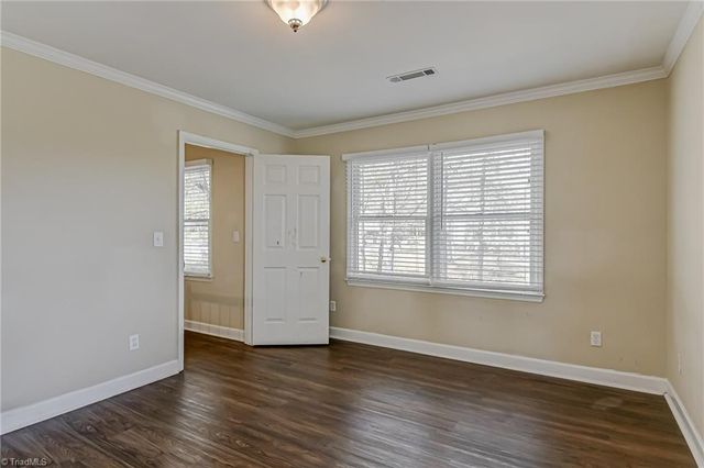 4341 Becks Park Lane, Winston-salem, NC 27106