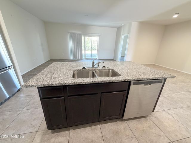 1726 W PINKLEY Avenue, Coolidge, AZ 85128