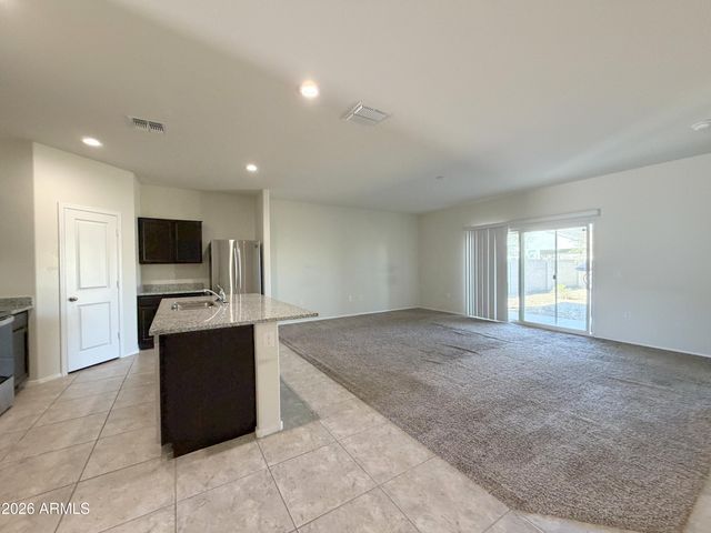 1726 W PINKLEY Avenue, Coolidge, AZ 85128