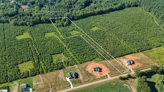 006 Young Road, Clinton, SC 29325