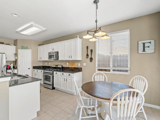 6645 E Braly, Fresno, CA 93727