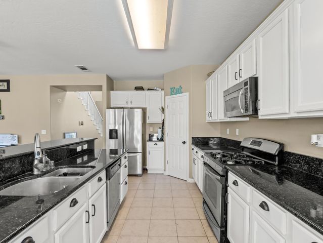 6645 E Braly, Fresno, CA 93727