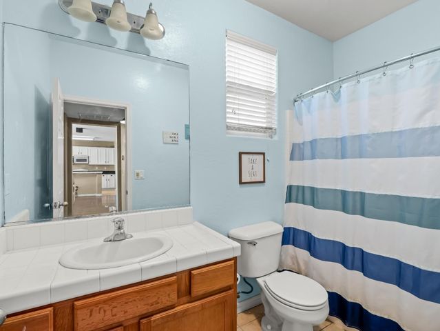 6645 E Braly, Fresno, CA 93727
