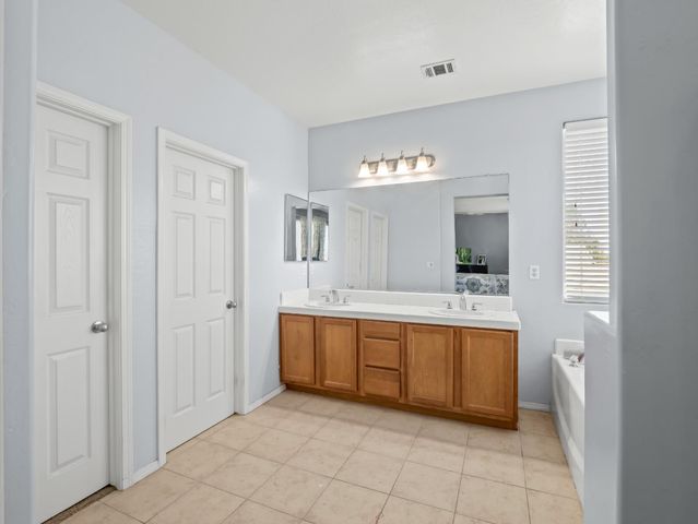 6645 E Braly, Fresno, CA 93727