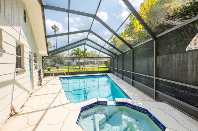 1830 OAK FOREST DRIVE S, Clearwater, FL 33759