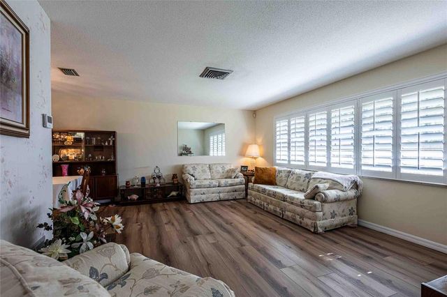 1830 OAK FOREST DRIVE S, Clearwater, FL 33759