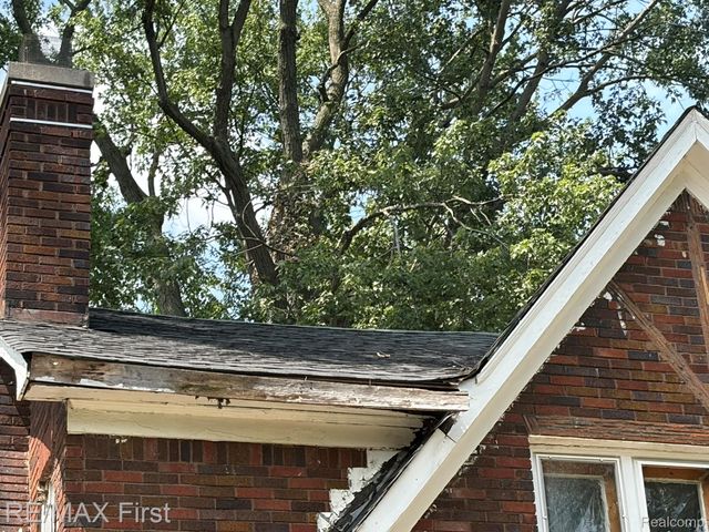 5919 Yorkshire Road, Detroit, MI 48224