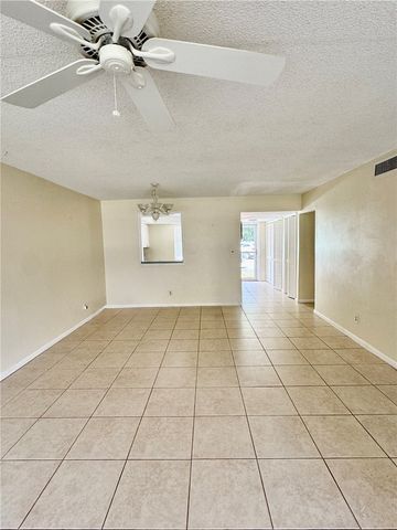 600 Royal Palm Boulevard 9A, Vero Beach, FL 32960