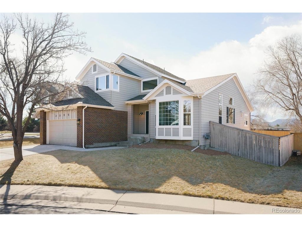 2395 Sandpiper Dr, Lafayette, CO 80026